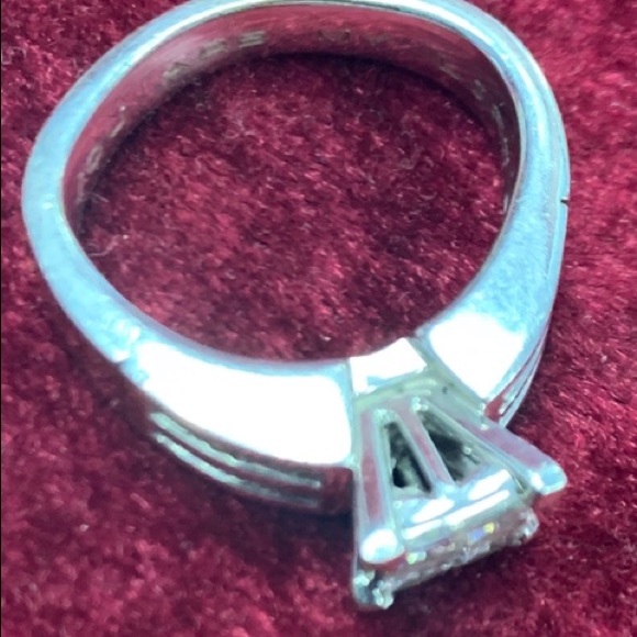 Engagement Ring - Picture 2 of 4